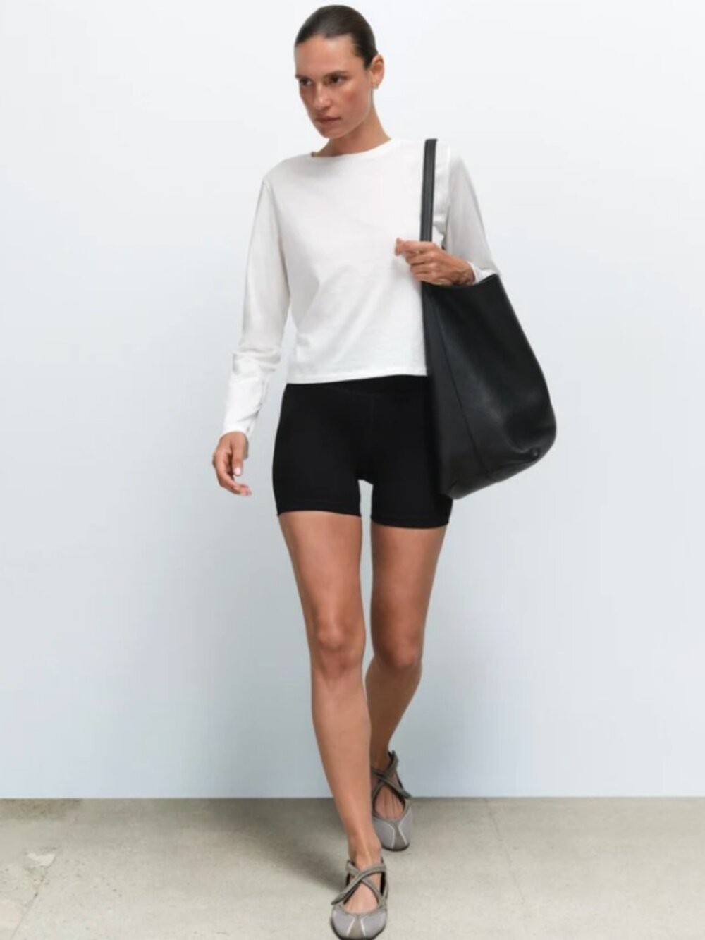 NWOT MATE the Label Organic Stretch Biker Shorts in Black / Medium
